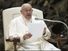 Papa Francisco em audiência geral ontem (1) na Sala Paulo VI no Vaticano.