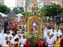 A procissão em honra à Nossa Senhora da Conceição, padroeira do Amazonas ocorreu ontem (8), em Manaus
