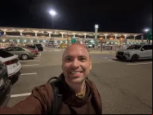 Frei Gilson chega aos EUA para Congresso da Comunidade Obra de Maria em Massachussets.
