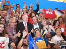Lula e o ministro da Educação, Camilo Santana na Conferência Nacional de Educação (Conae) 2024, em Brasília