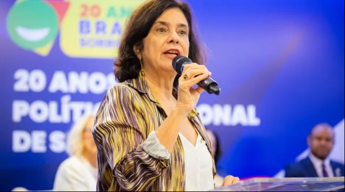 ministra Nísia Trindade