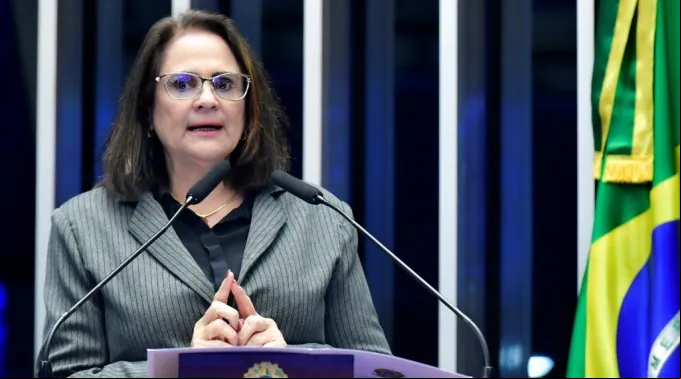 Senadora Damares Alves