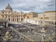 Praça de São Pedro, no Vaticano.