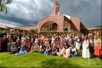 Maternidade Espiritual pelos Sacerdotes