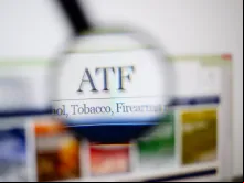 Site da Agência de Álcool, Tabaco, Armas de Fogo e Explosivos dos EUA. Imagem referencial.