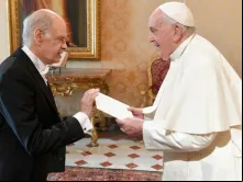 Everton Vieira  entregou hoje (6), suas credenciais como embaixador do Brasil junto à Santa Sé ao papa Francisco, no Vaticano.