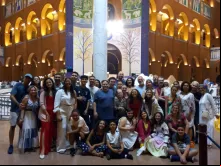 Grupo de famílias em Aparecida.