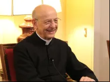 Monsenhor Fernando Ocáriz durante o congresso geral extraordinário da Opus Dei em abril de 2023.