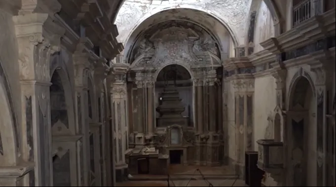 Interior da igreja de Santo Amaro