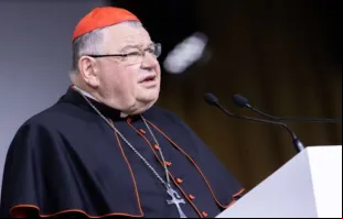O cardeal tcheco Dominik Duka discursa no 52° Congresso Eucarístico Internacional em Budapeste, Hungria, em 10 de setembro de 2021.