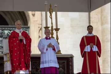 Leão XIV completa hoje (8), Domingo de Pentecostes, um mês como papa