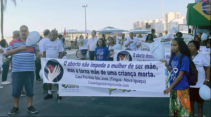 Marcha pela vida no Rio de Janeiro em maio de 2024