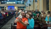 Imagem peregrina de Nossa Senhora do Rocio visita 250 famílias em maio