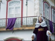 Nossa Senhora das Dores em procissão pelas ruas de São João del-Rei.