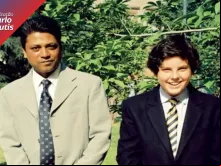 Rajesh Mahour e o beato Carlo Acutis no dia de seu crisma