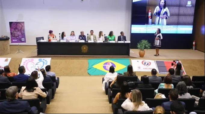 Frente Parlamentar Mista Contra o Aborto e em Defesa da Vida