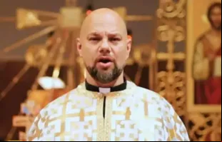 Padre Jason Charron rezou pela segurança de Trump momentos antes do tiroteio