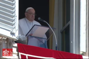 Papa Francisco reza pelo fim da guerra na Ucrânia, em Israel e na Palestina