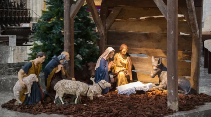 Presépio sem a imagem do Menino Jesus, durante o Advento