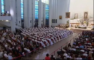 Missa de beatificação do padre Michał Rapacz no santuário da Divina Misericórdia em Kraków-Łagiewniki, Polônia