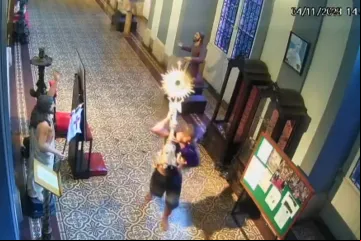 Ostensório roubado.