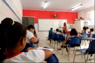 Projeto de lei / Palestras educativas / aborto