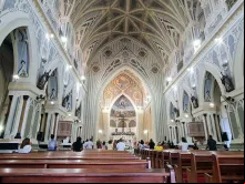 Parte interna da catedral de Aracaju