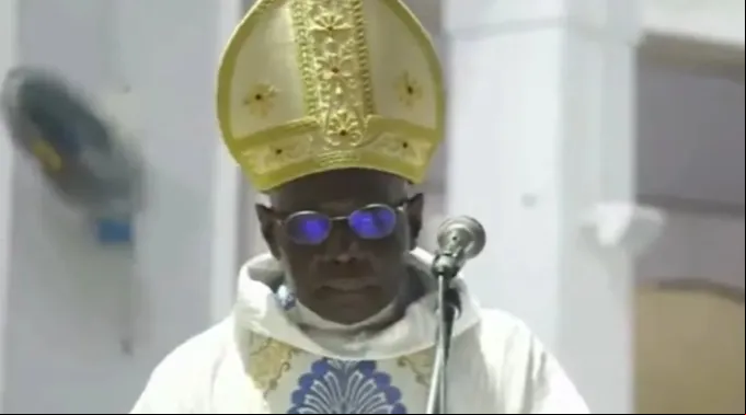 O cardeal Robert Sarah durante a missa de abertura do primeiro Congresso Internacional de Liturgistas Africanos em Dakar, Senegal ?? 