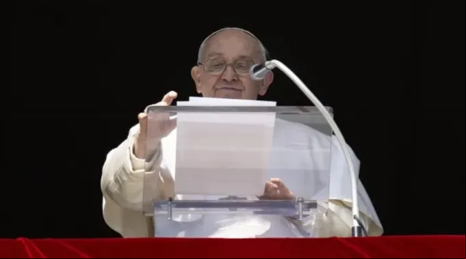 Papa Francisco fala a peregrinos ?? 
