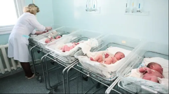 Bebês em Maternidade ?? 