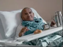 Paciente no hospital Misky María, que oferece cuidados paliativos, na periferia de Lima, no Peru.