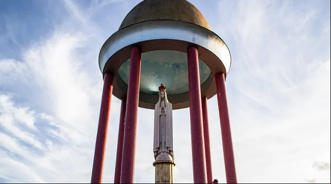 Trono de Fátima
