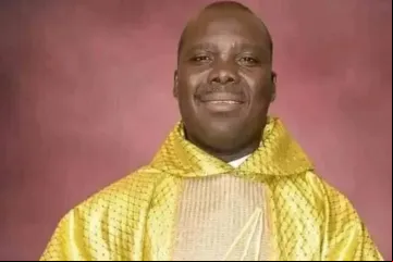 Padre Oliver Buba