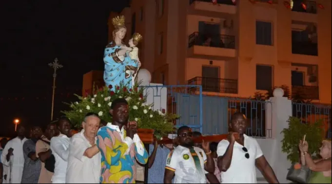 Procissão de Nossa Senhora de Trapani em La Goulette ?? 