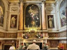 Papa Francisco visita basílica de Santo Agostinho em Roma.