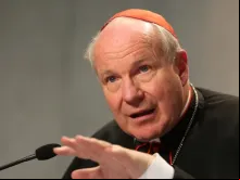 O arcebispo de Viena, Áustria, cardeal Christoph Schönborn, discursa no lançamento da exortação apostólica pós-sinodal Amoris Laetitia em 2016.