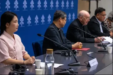 Coletiva de imprensa hoje no Vaticano