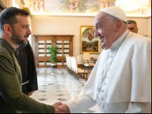 Papa Francisco recebe hoje (11) o presidente da Ucrânia, Volodymyr Zelensky, no Vaticano.