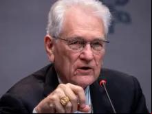 Cardeal Leonardo Steiner em entrevista coletiva hoje (15).