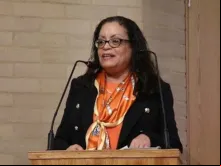 Elisabeth Román, presidente do Conselho Católico Nacional para o Ministério Hispânico.