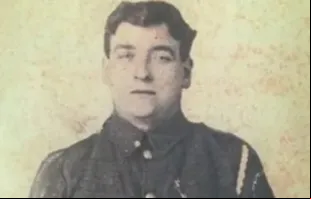 John Traynor, soldado católico da Marinha Real Britânica.