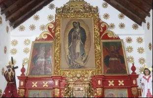 Retábulo do altar-mor da basílica menor de Nossa Senhora de Guadalupe em El Carrizal, no Estado de Falcón, Venezuela.