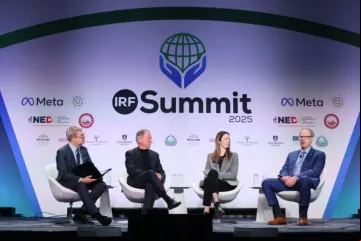 Brett Scharffs, David Beasley, Annie Boyajian e Scott Flipse na Cúpula Internacional de Liberdade Religiosa 2025