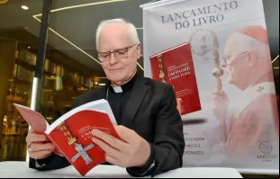 O arcebispo de São Paulo (SP), dom Odilo cardeal Scherer, no lançamento ontem (5) do livro de entrevistas Cardeal Odilo Pedro Scherer, Um Padre a Vida Toda (Angelus Editora, 226 páginas, R$ 69,90).