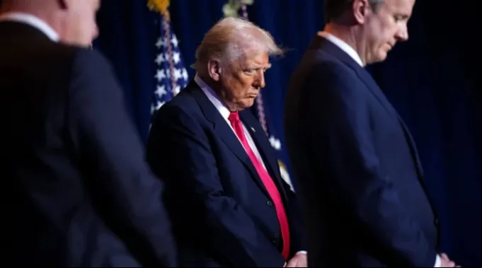 Donald Trump participa de oração no Café de Manhã Nacional de Oração 2025 ?? 