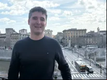 Nicolás Paz Alcaide é membro do Comitê de Coordenação do Instituto Católico para a Não-Violência.