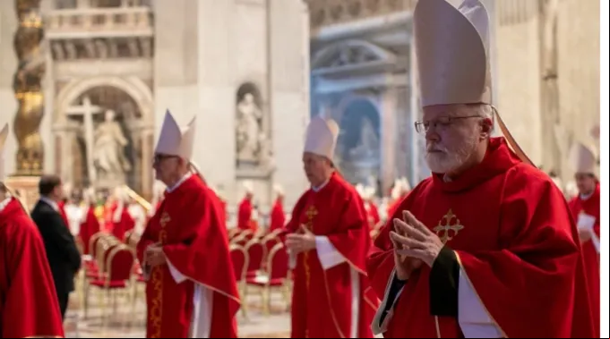 Cardeais na sexta Missa de Novendiales pela alma do papa Francisco ?? 
