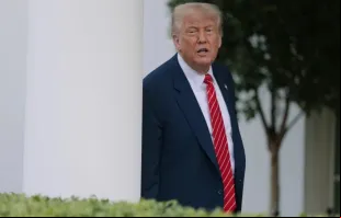 “Que grande honra para o nosso país”, disse hoje (8) o presidente dos EUA, Donald Trump, sobre a eleição do novo papa, nascido em Chicago.