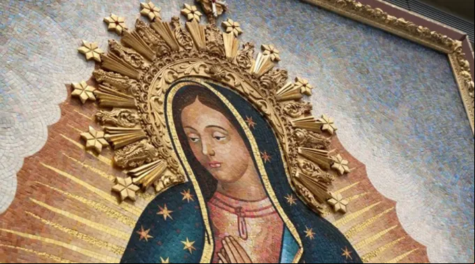 Mosaico de Nossa Senhora de Guadalupe na Catedral de Cristo em Orange ?? 