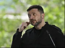 O presidente da Ucrânia, Volodymyr Zelensky, participa de entrevista coletiva depois de reunião de líderes europeus em Kiev, capital da Ucrânia, Kiev, no último sábado (10).